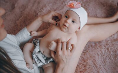 What Is Lifestyle Newborn Photography? A Natural Approach to Baby Portraits